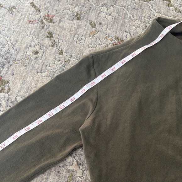 Cool Eco-Friendly Cropped Bolero Top (designed in Montreal) - Picture 8 of 8